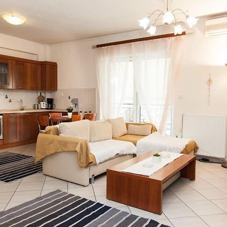 Lovely Apt In Peristeri Athens Exterior photo