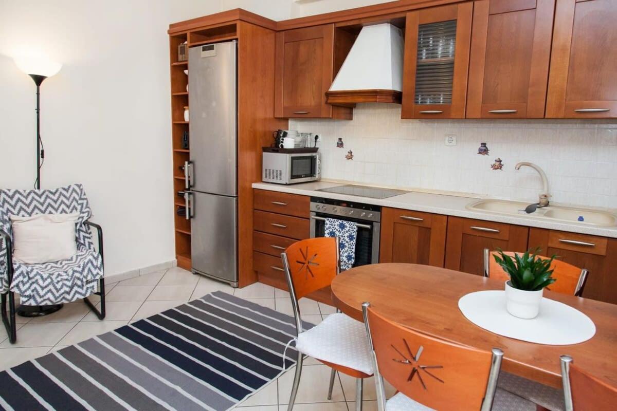 Lovely Apt In Peristeri Athens Exterior photo