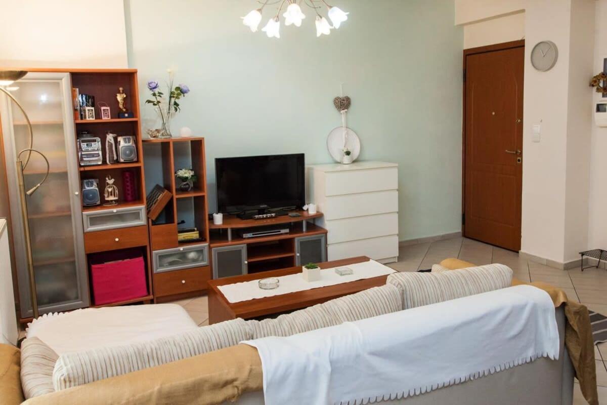 Lovely Apt In Peristeri Athens Exterior photo