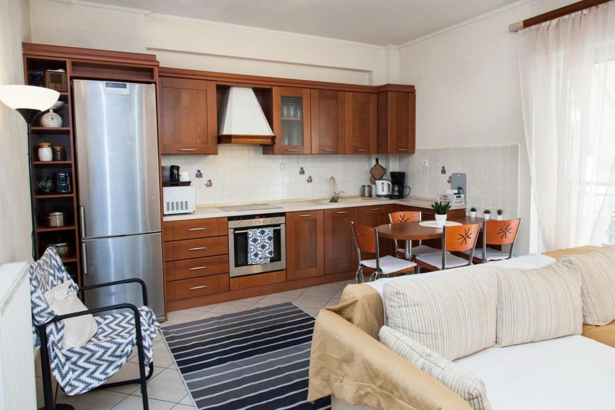 Lovely Apt In Peristeri Athens Exterior photo